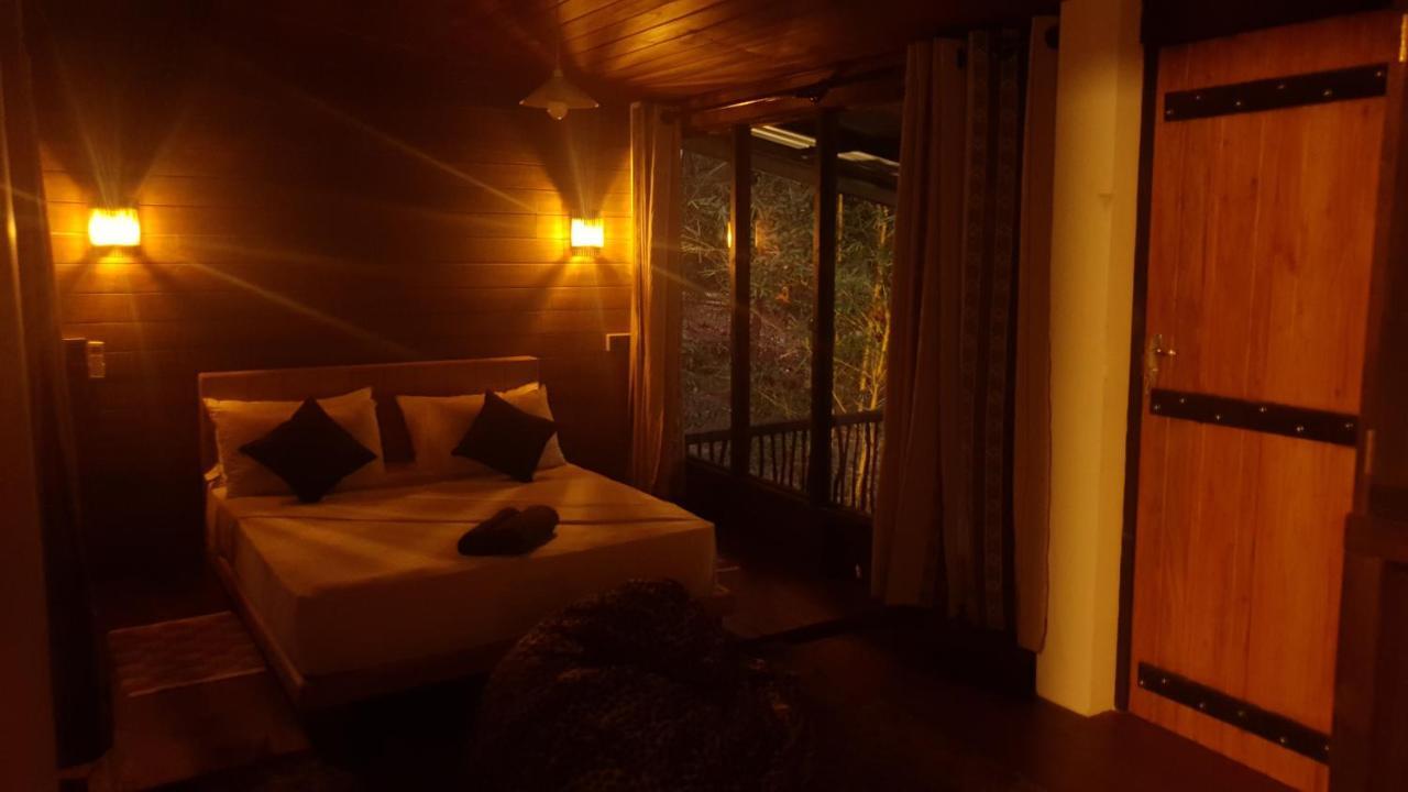Sinharaja Forest Edge Deniyaya Ngoại thất bức ảnh